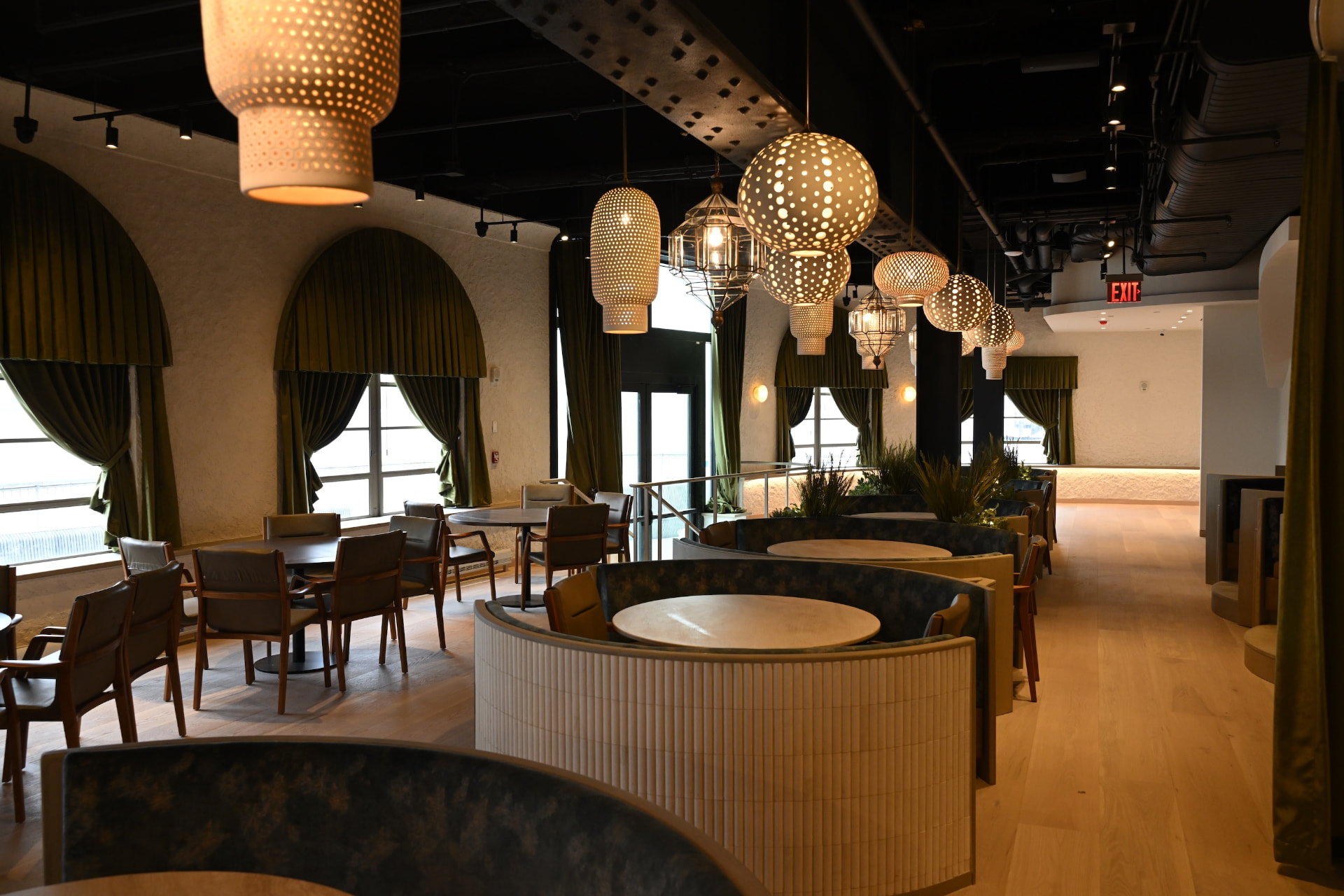 Pier 57 Restaurants | Chelsea 