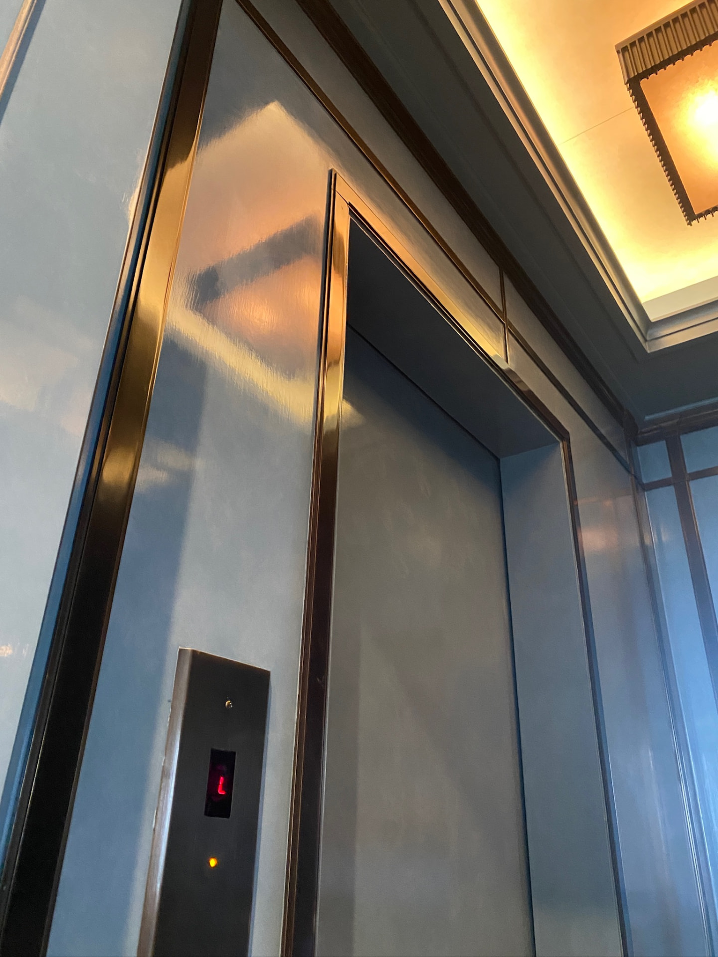 Penthouse Elevator | Manhattan