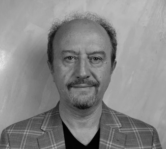 Laerto Gora, Co-Founder | Master Artisan at Gora Decoration